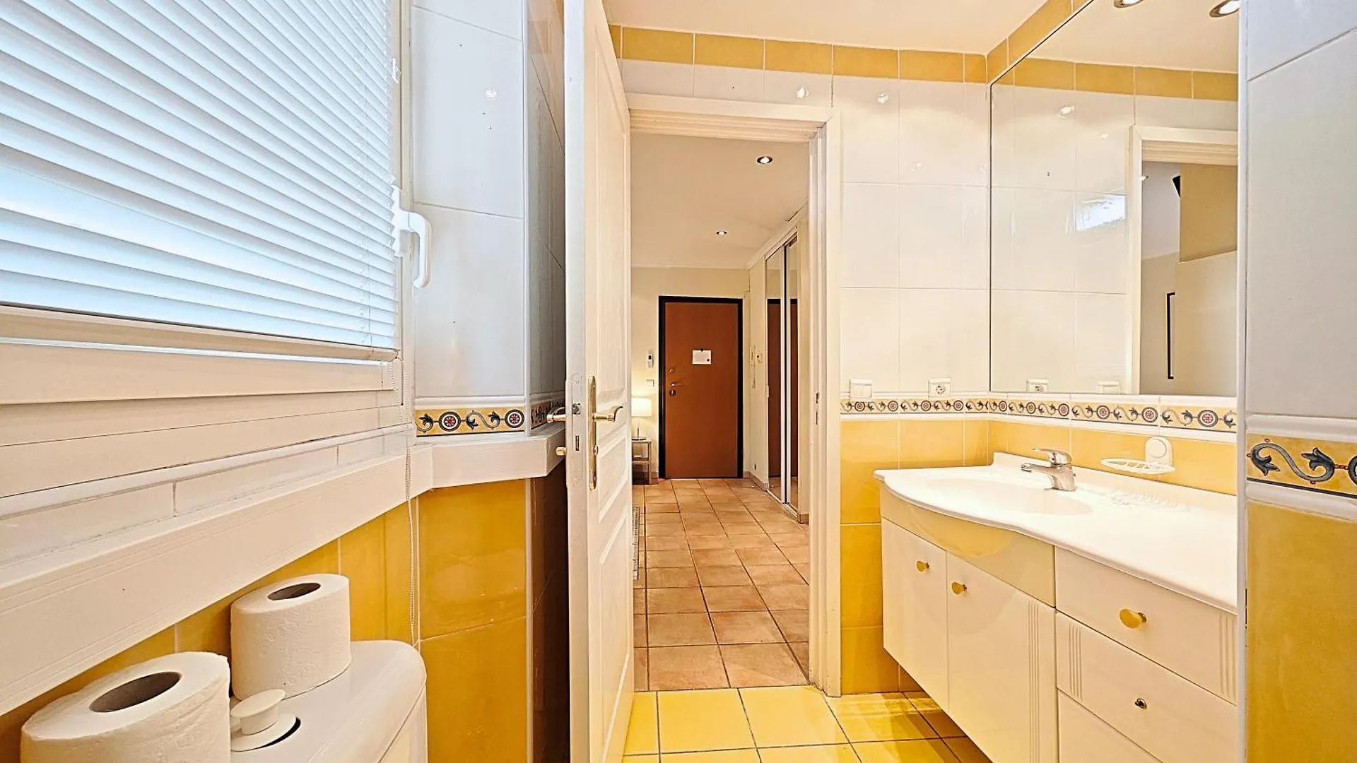 Apartment Viva Riviera Residence Commandant Andre Cannes France