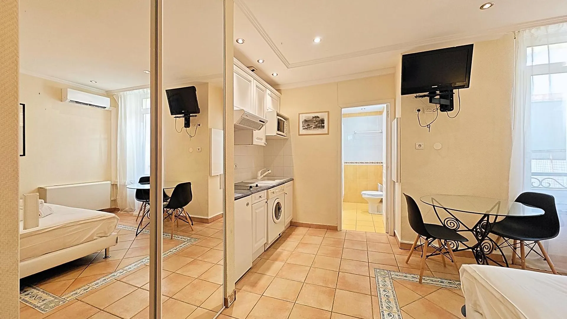 Viva Riviera Residence Commandant Andre Cannes